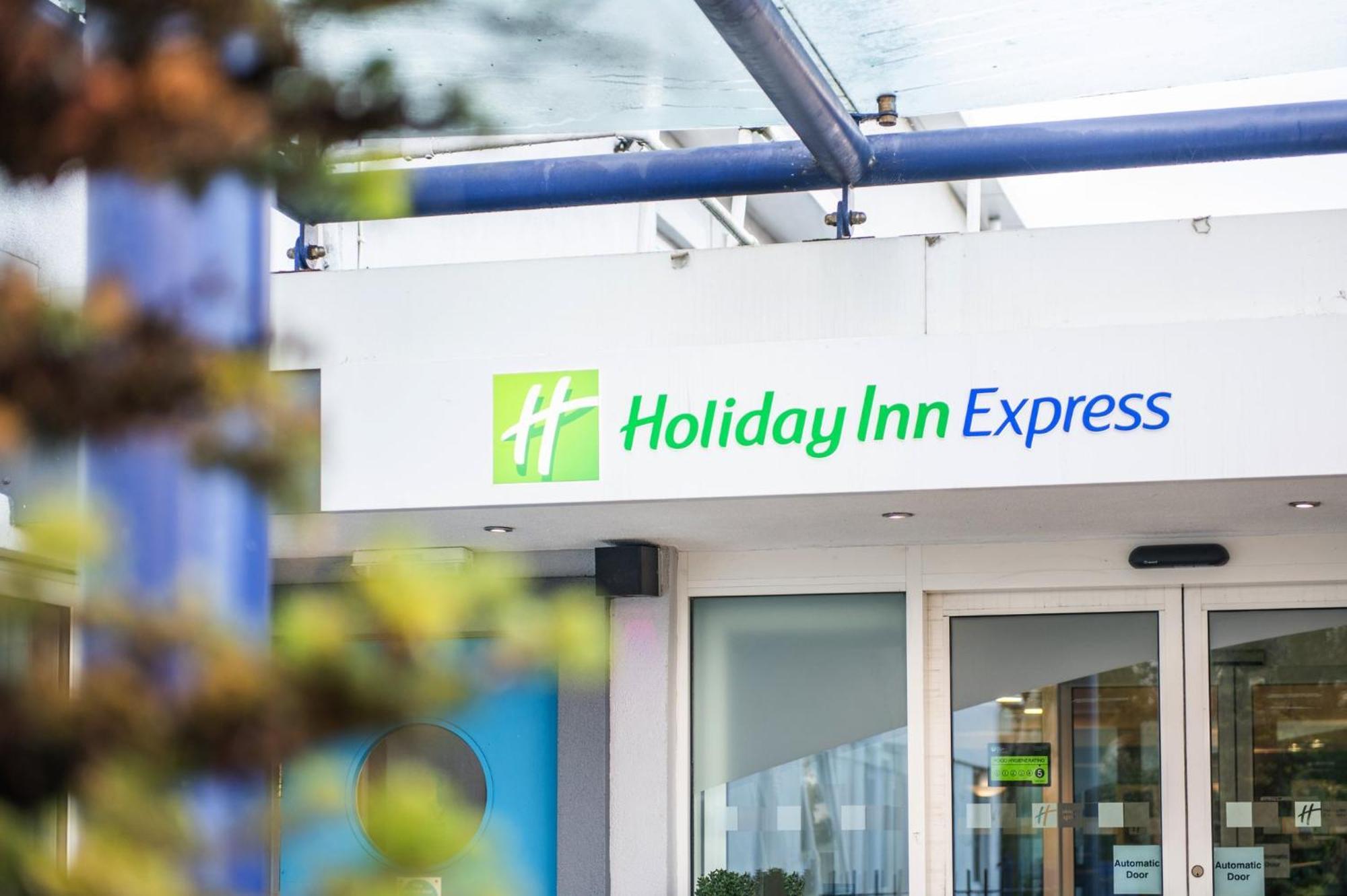 Holiday Inn Express Ramsgate - Minster By Ihg Экстерьер фото