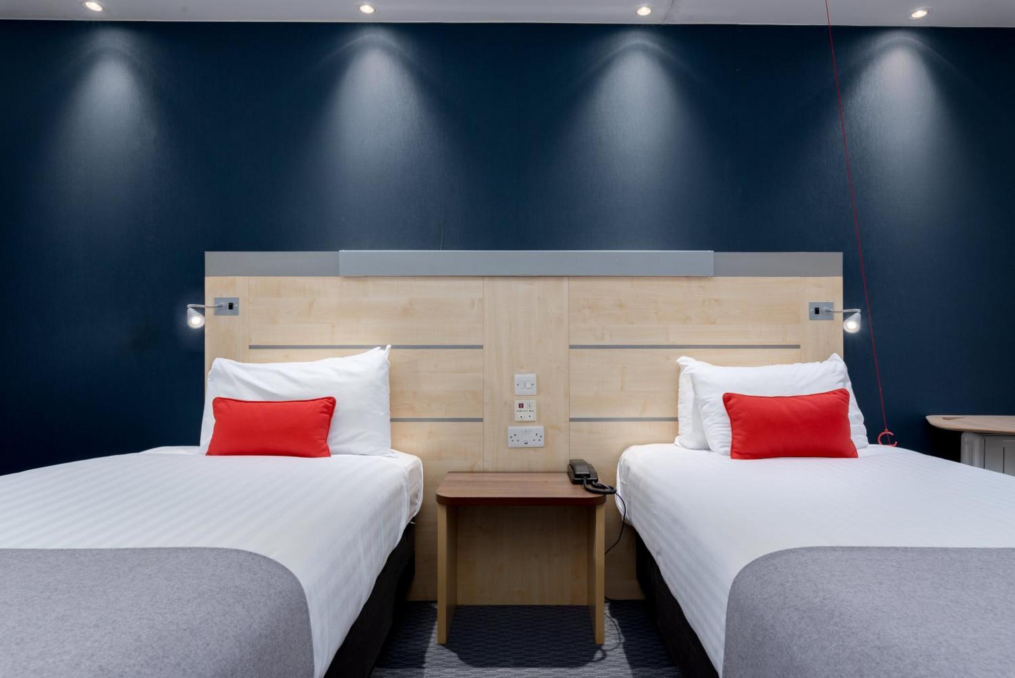 Holiday Inn Express Ramsgate - Minster By Ihg Экстерьер фото